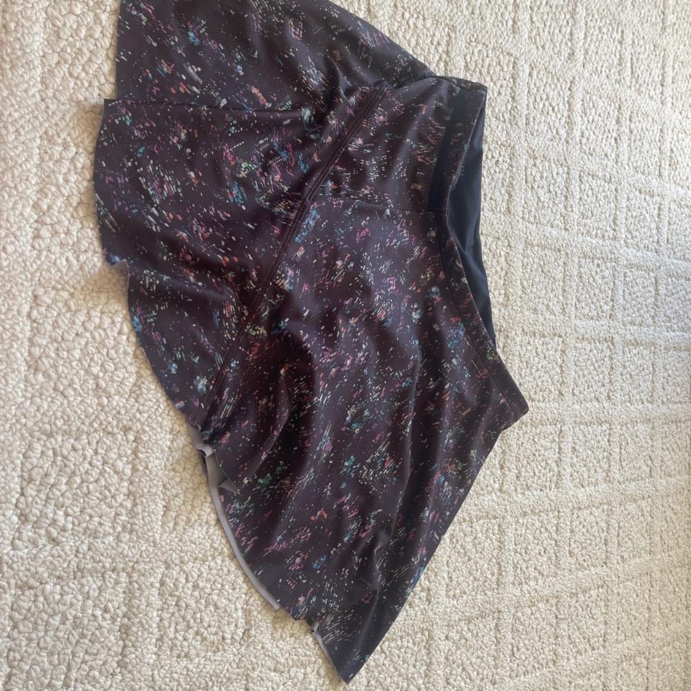 A T H L E T A Size M Multi Color